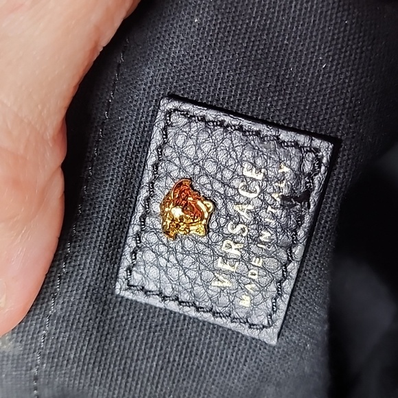 Versace hobo style handbag/ crossbody bag - Picture 8 of 14